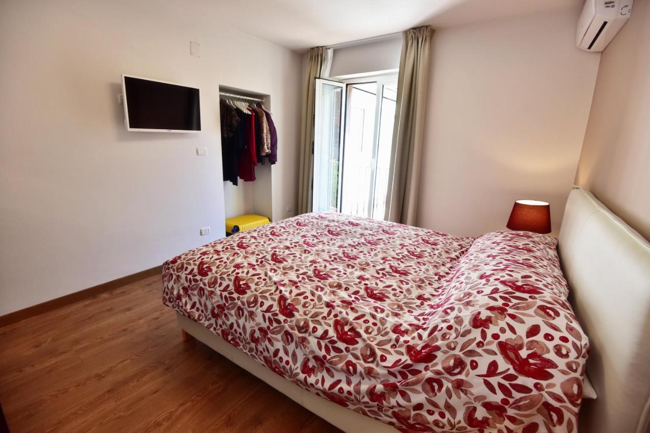 Badia Apartment Катания Экстерьер фото